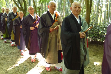 瑞応寺ご住職の伊神様、東林寺ご住職の姉川様、松泉寺ご住職の藤田様、瑜伽寺ご住職の林様の姿も