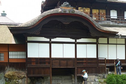 西本願寺（飛雲閣の唐破風）