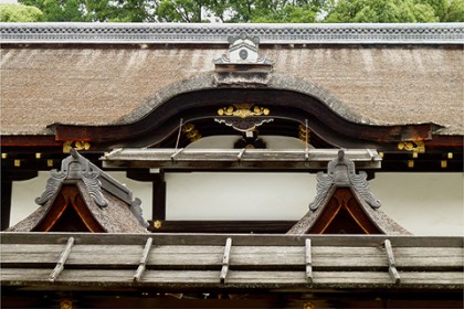 下賀茂神社（拝殿の唐破風）